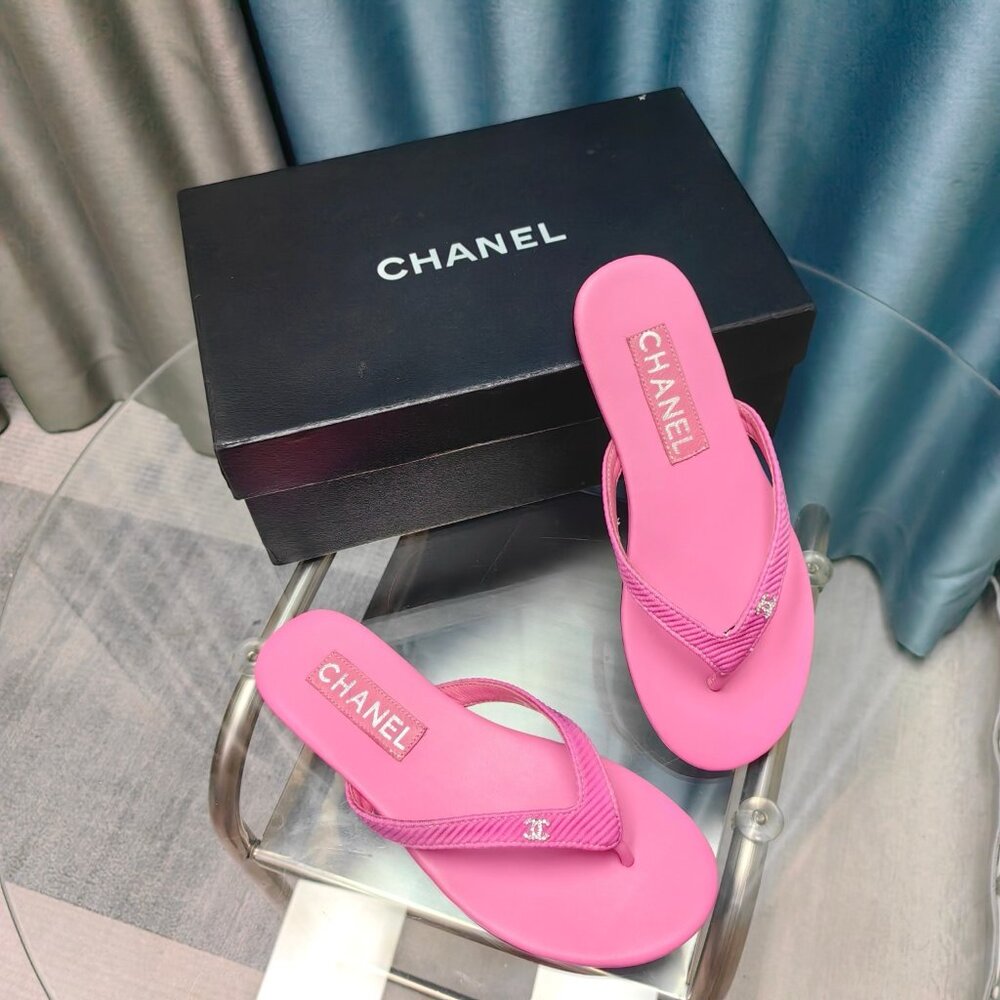 Chanel flip flop sandals - Picture 7 of 9